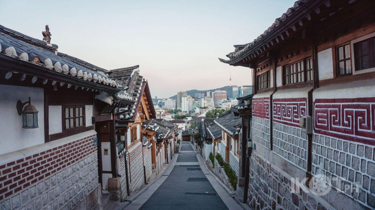 photo of a street in South Korea